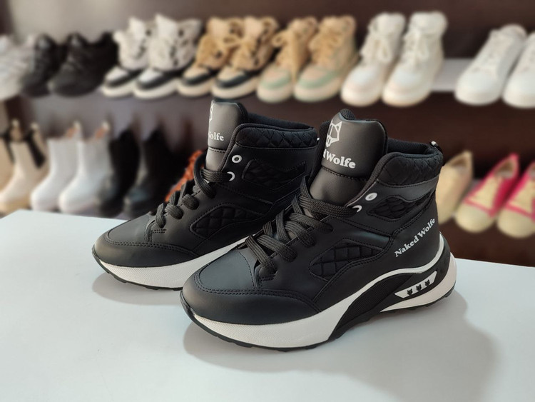 خرید کتونی ساقدار دخترانه