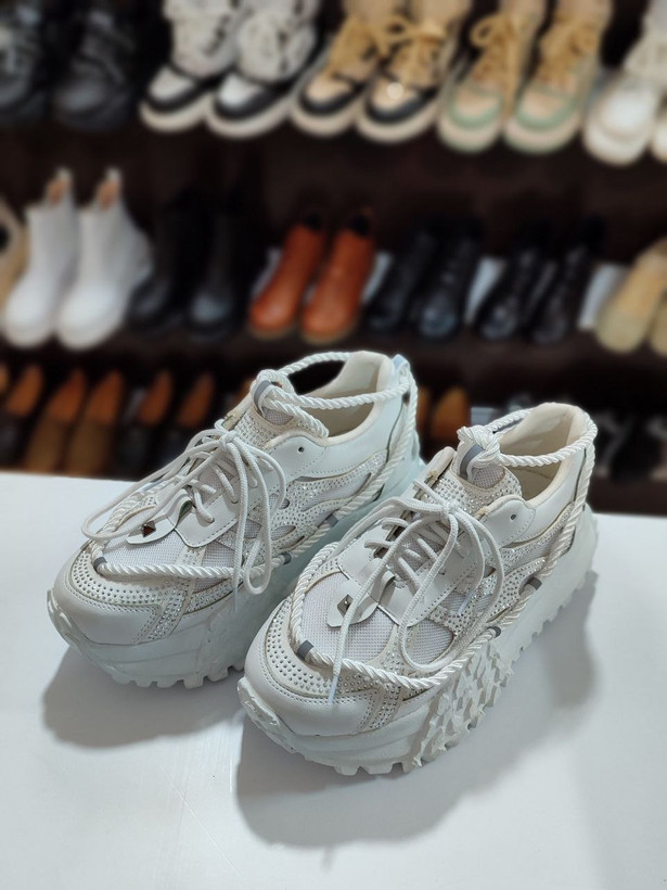 قیمت کتونی دخترانه