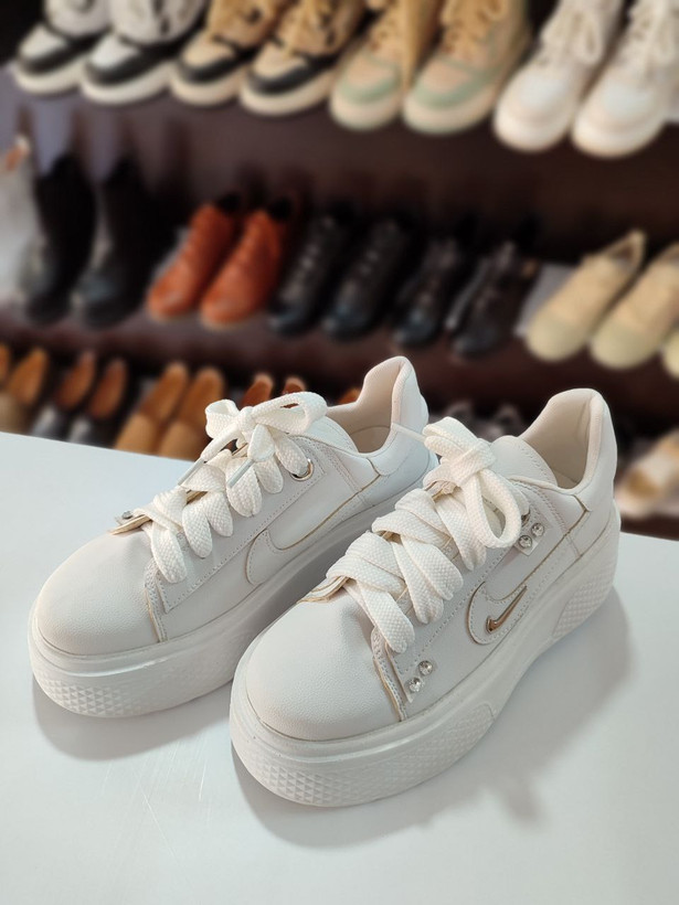 خرید اینترنتی ونس نگینی زنانه