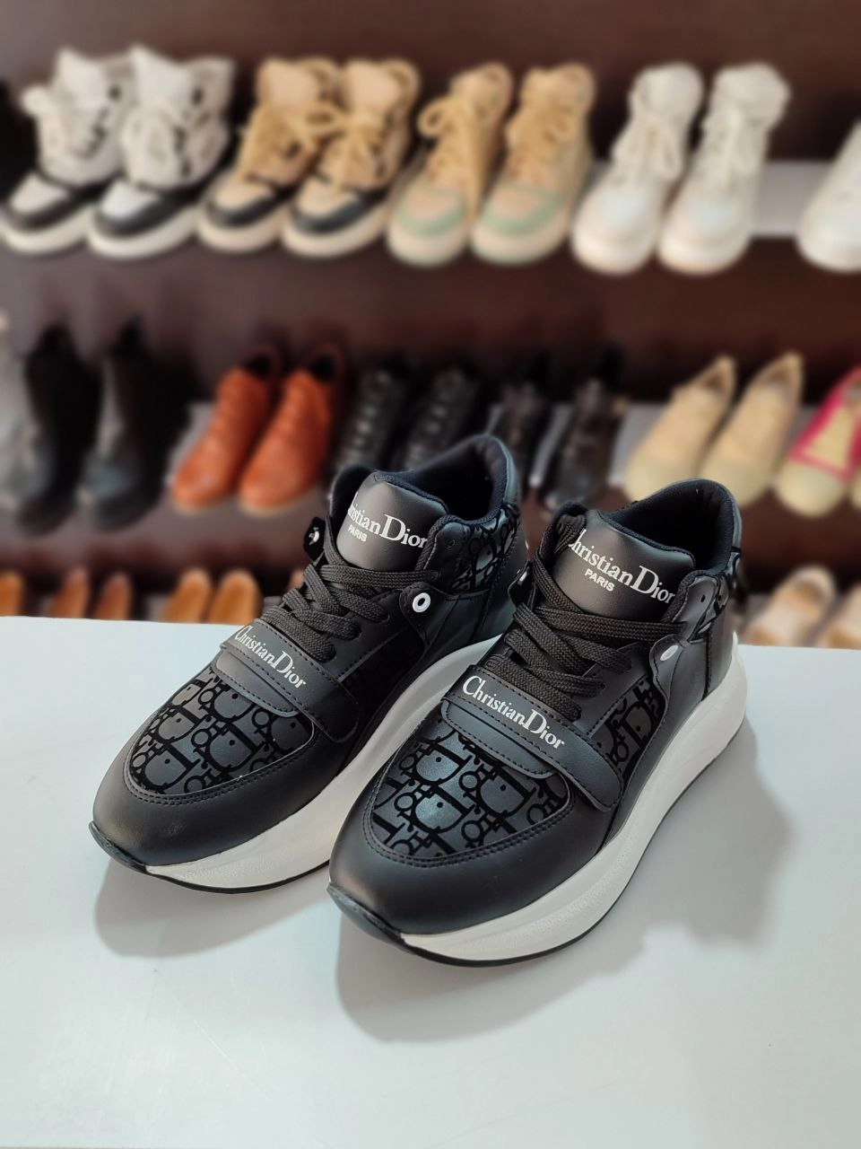 پخش کتونی نیم ساق زنانه