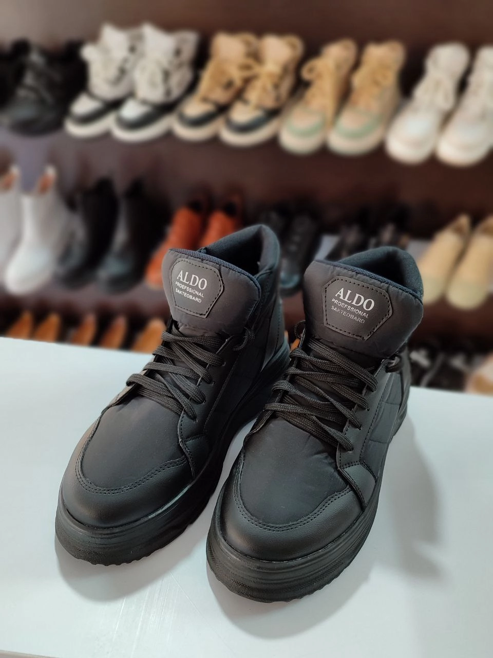 قیمت کتونی کاپشنی دخترانه