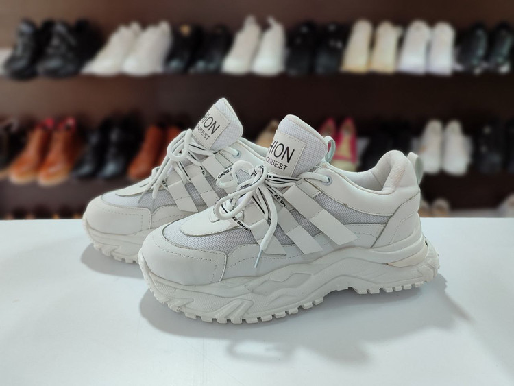 کتونی لجدار زنانه