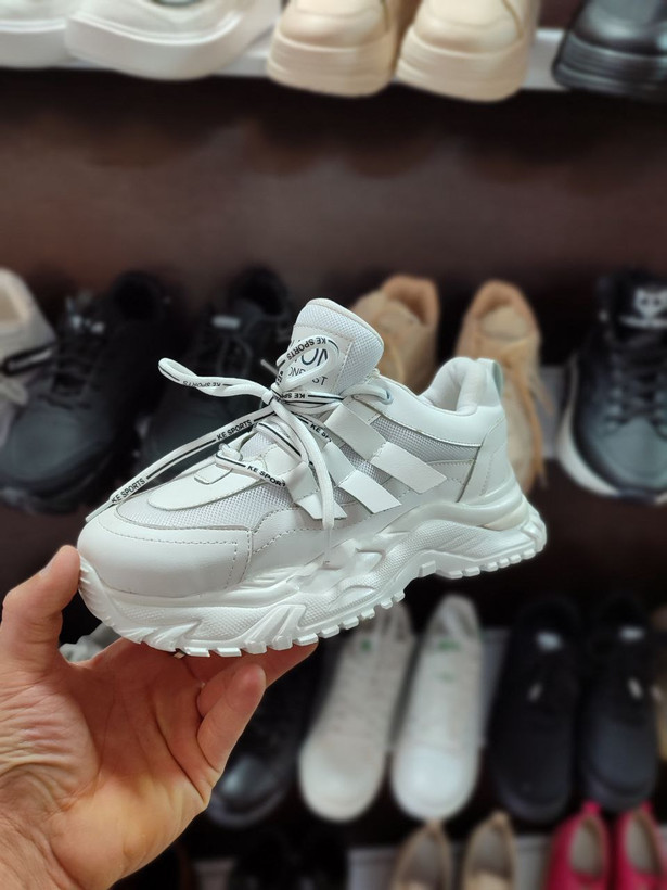 پخش کتونی دخترانه