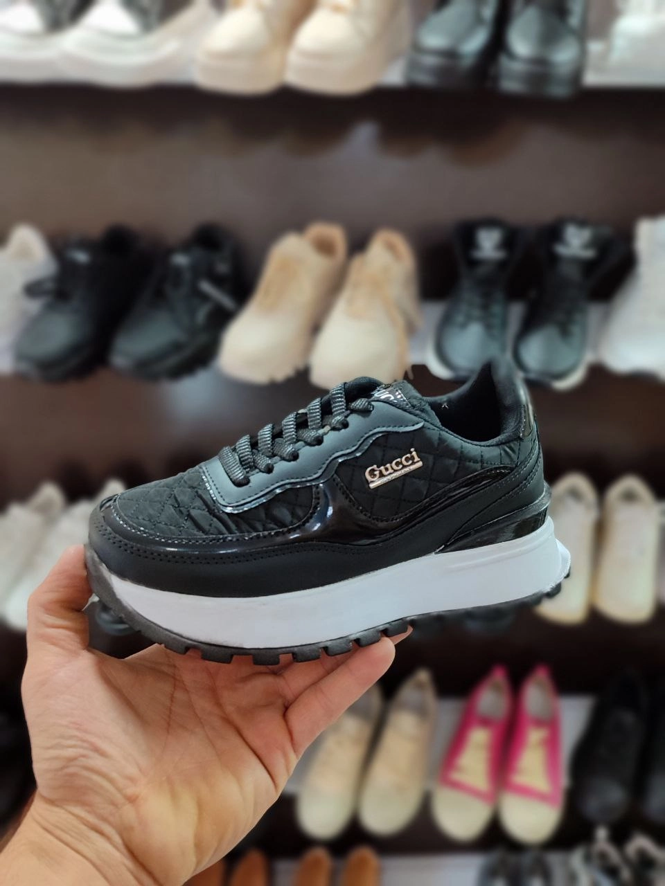 بهترین کتونی زنانه و دخترانه