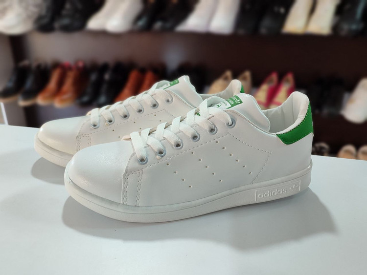 بروزترین کتونی زنانه و دخترانه