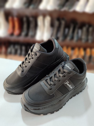 قیمت کتونی زنانه و دخترانه