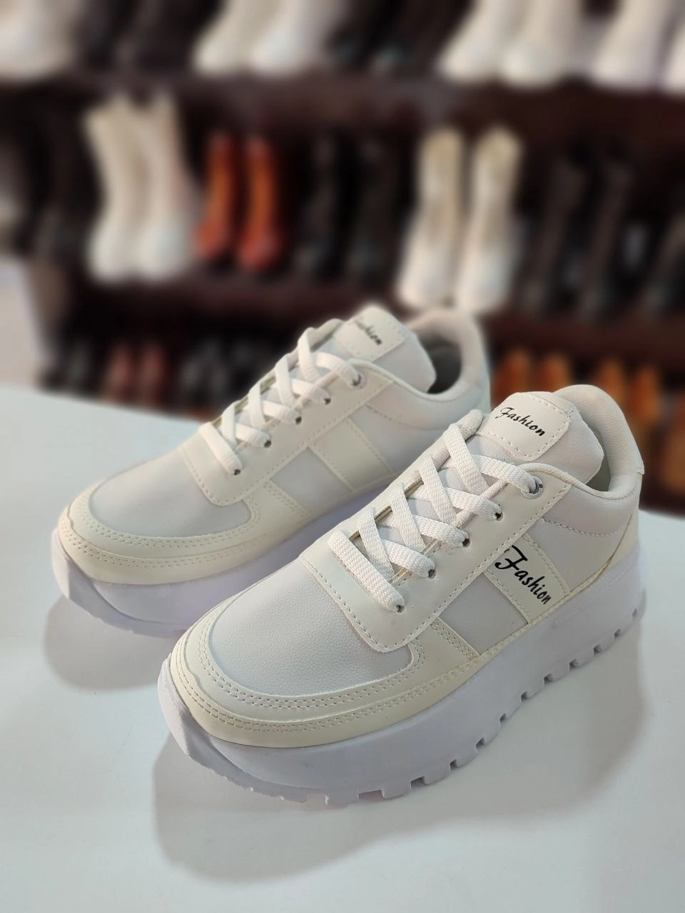 پخش کتونی زنانه و دخترانه