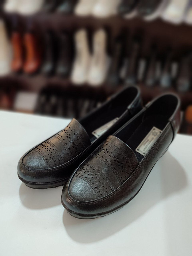 قیمت کفش طبی زنانه