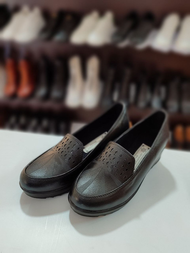 فروشگاه کفش طبی زنانه