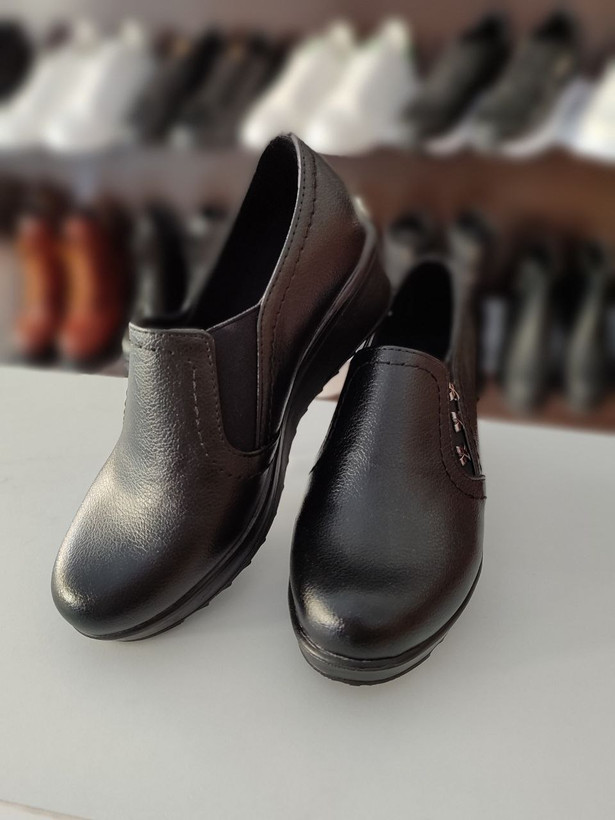 فروشگاه کفش طبی زنانه