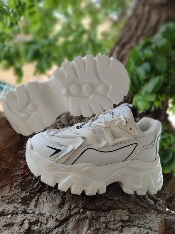 کتانی زنانه بالنسیاگا