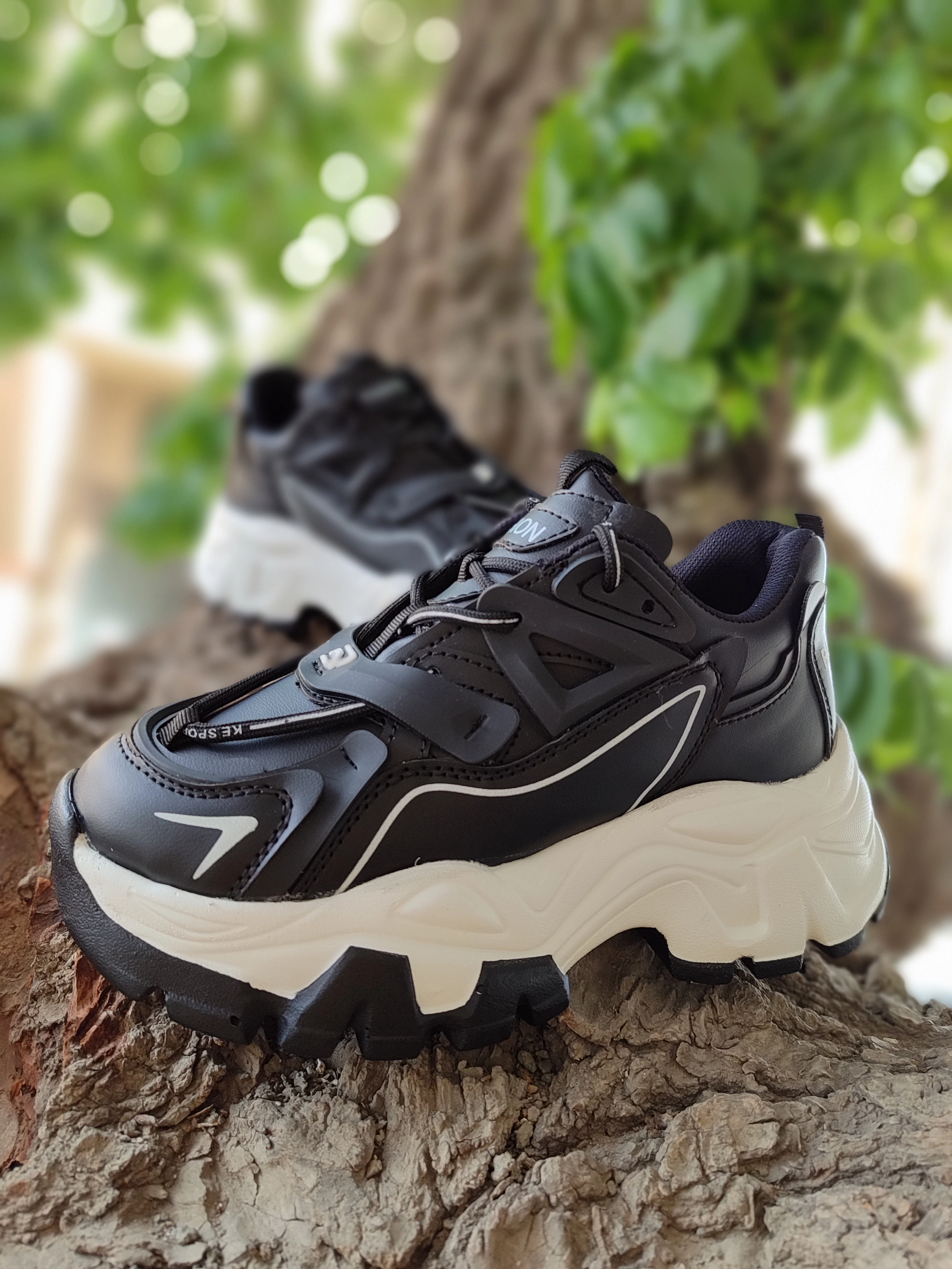 قیمت و خرید کتانی زنانه بالنسیاگا