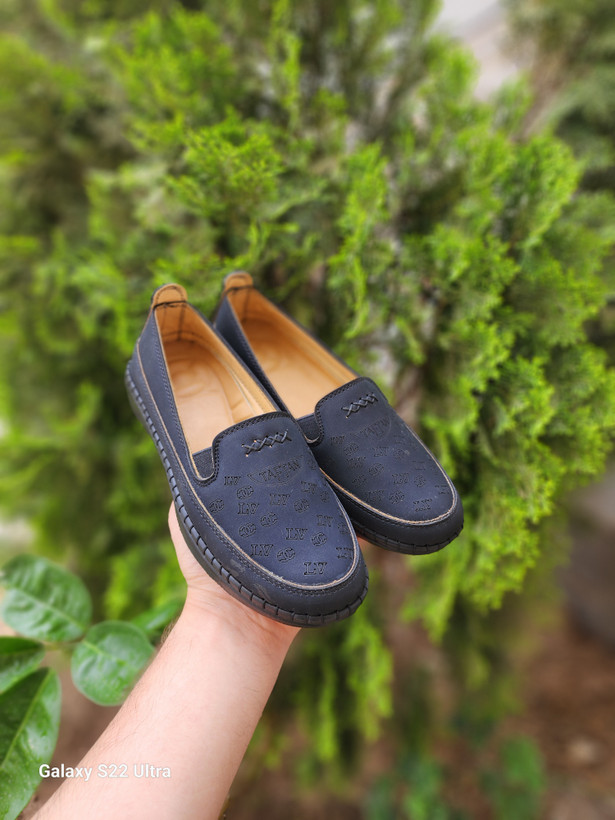 کفش طبی و راحت