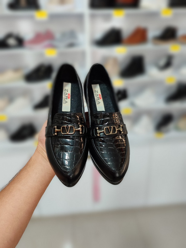 کالج زنانه مدل V