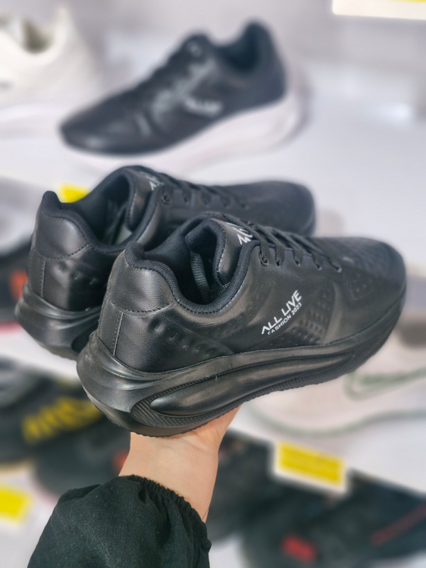 کتانی پیاده روی زنانه