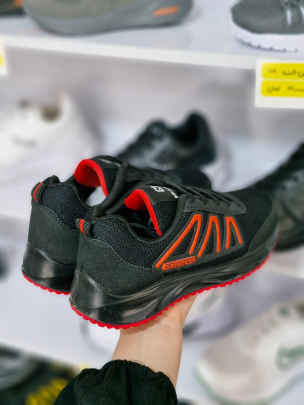 قیمت و خرید کتانی زنانه