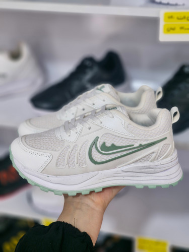 قیمت و خرید کتانی نایک زنانه