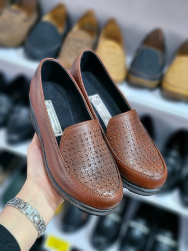 کفش پاشنه بلند زنانه