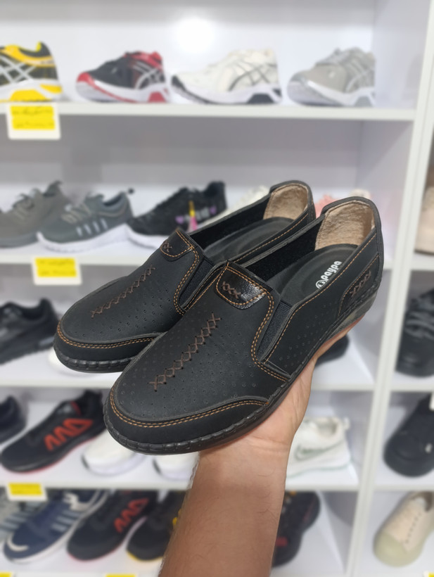 کفش طبی زنانه