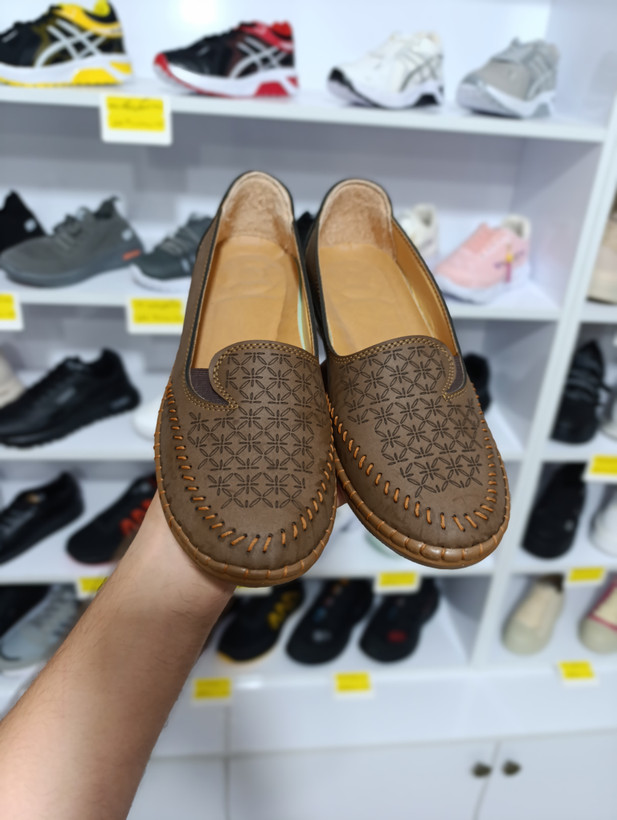 قیمت کفش روزمره زنانه