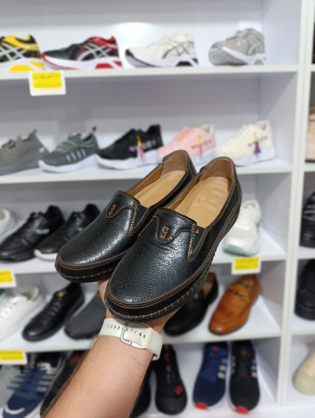 کفش چرم زنانه