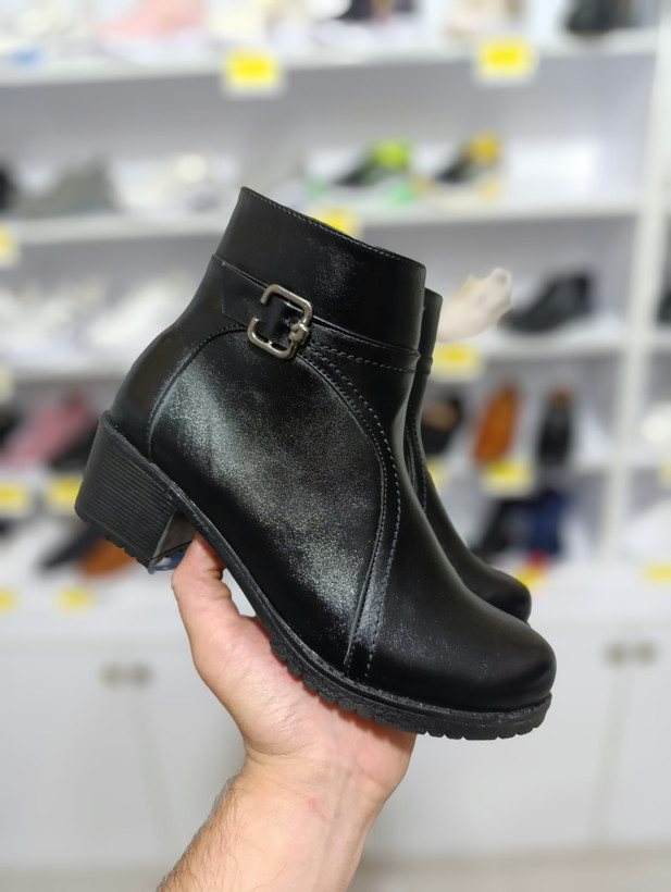 فروشگاه کفش آلما