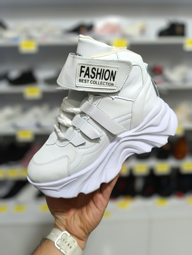 قیمت و خرید کتونی زمستانی