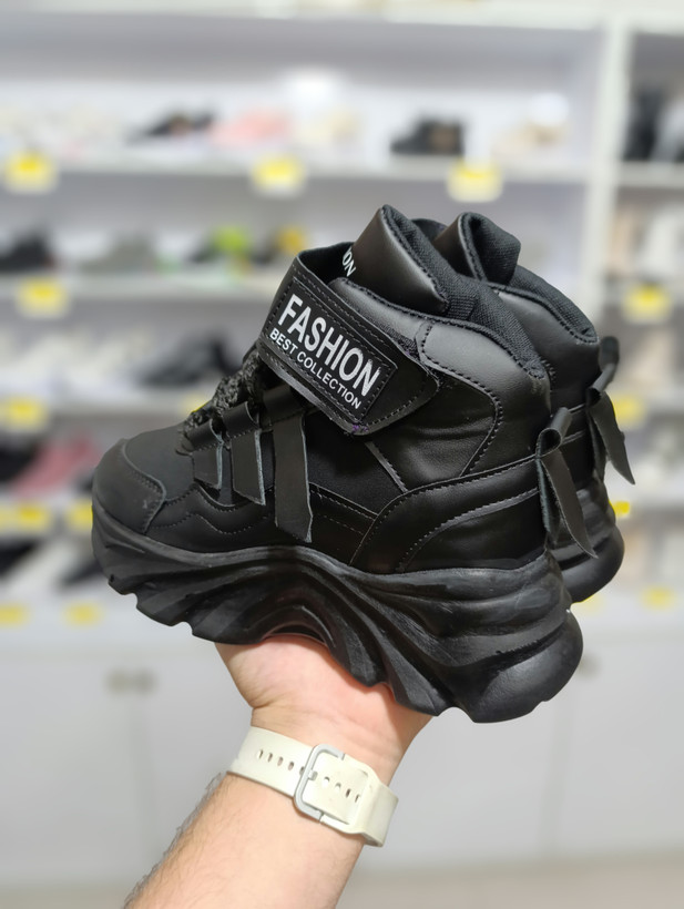 فروشگاه کفش آلما