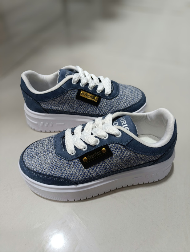 کتانی زنانه واریور