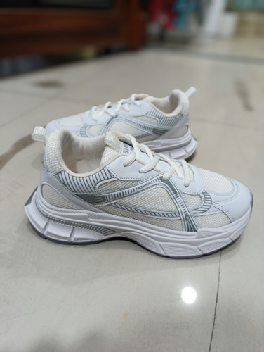 کتانی فشیون زنانه