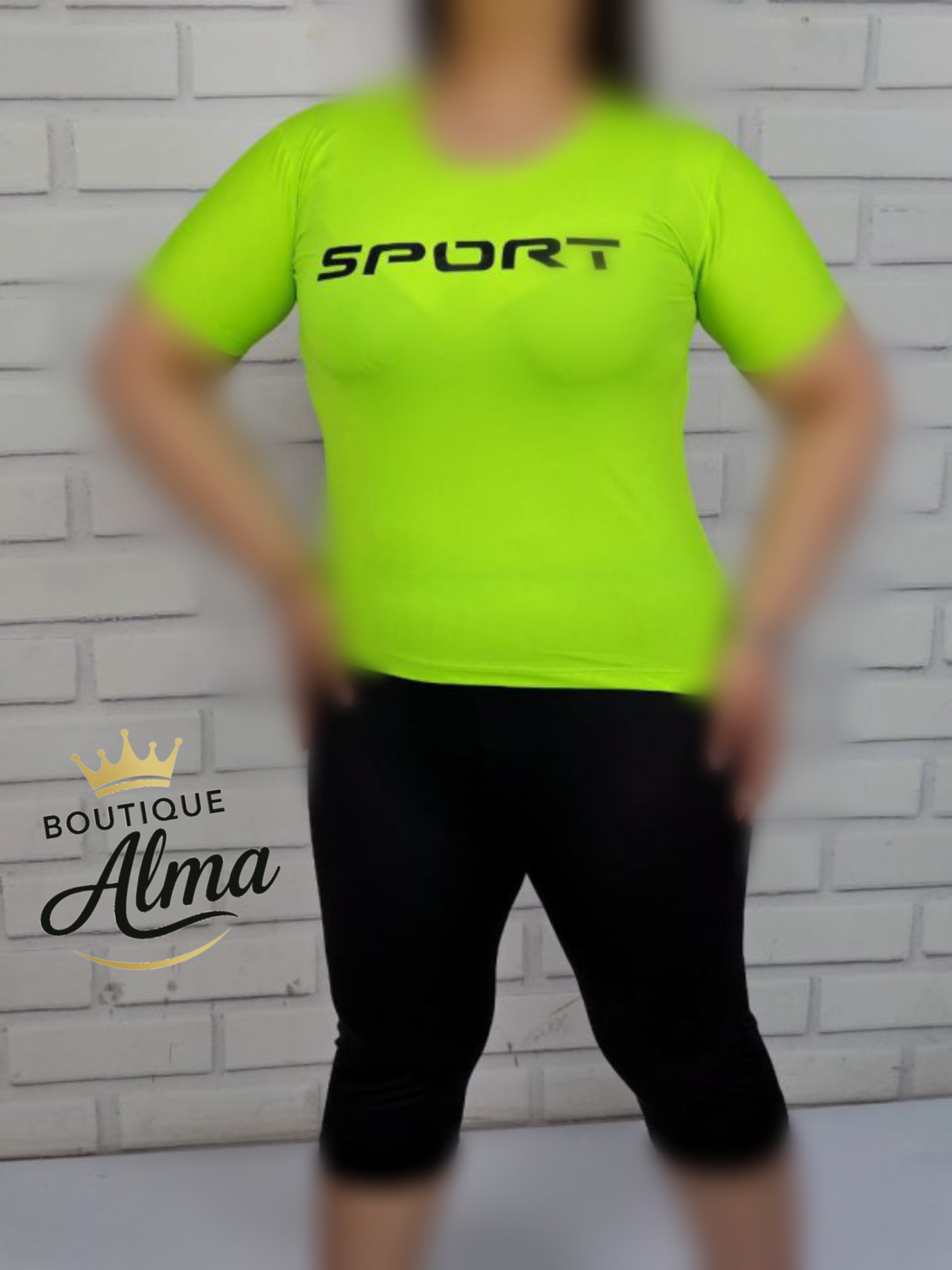پوشاک ورزشی زنانه