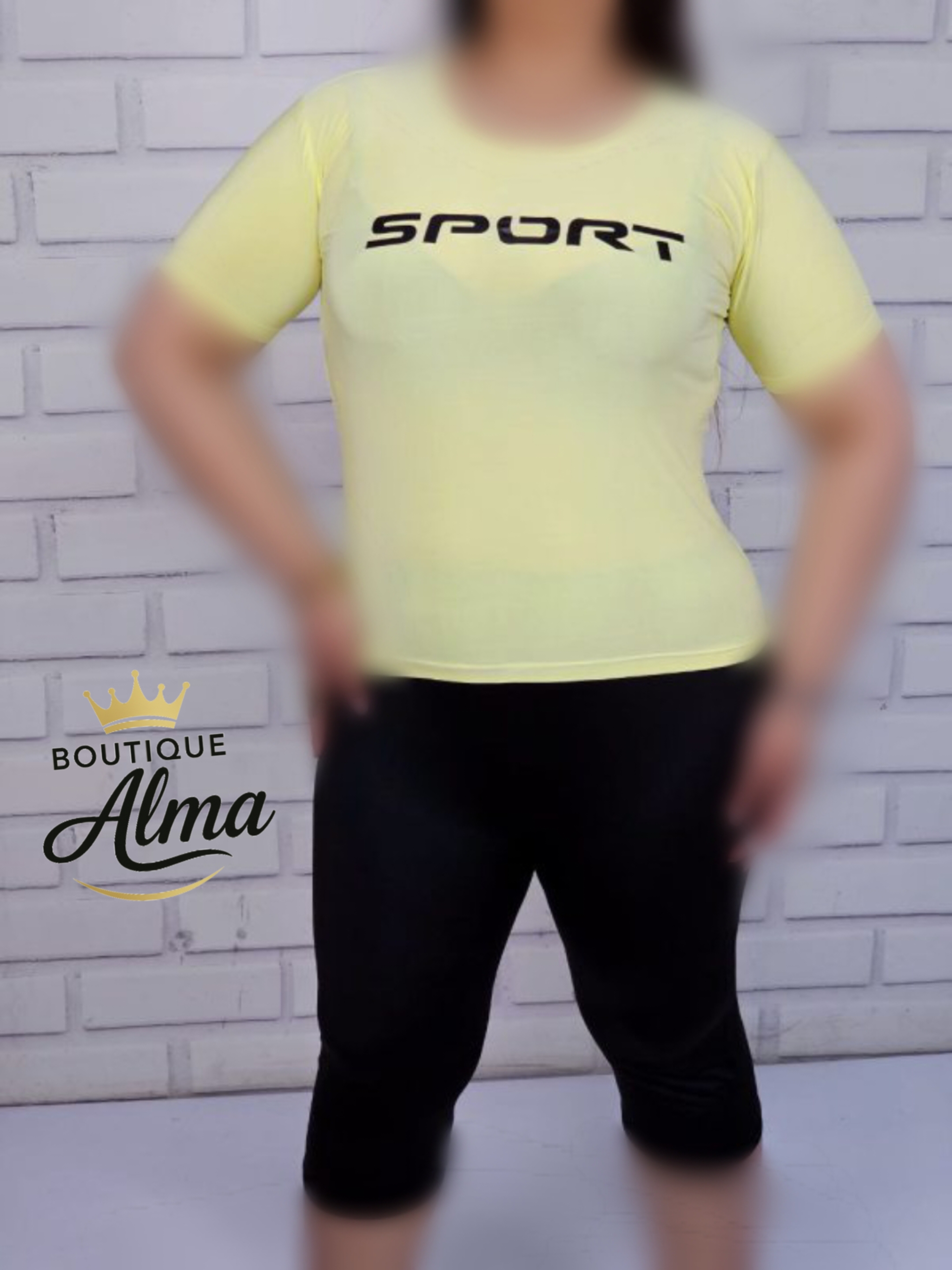 پوشاک ورزشی زنانه