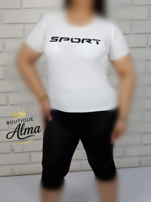 پوشاک ورزشی زنانه