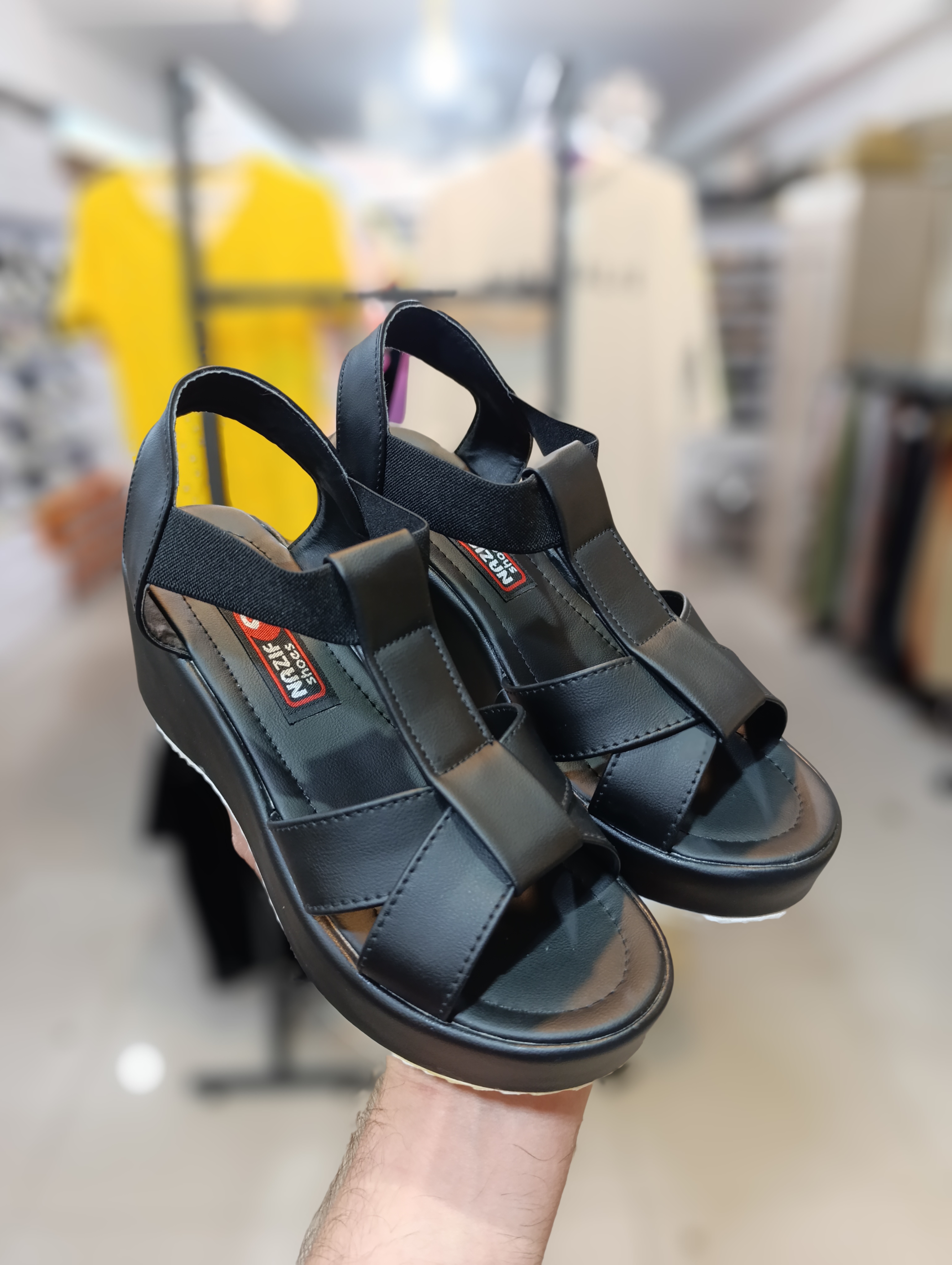 خرید صندل قیمت مناسب زنانه و دخترانه