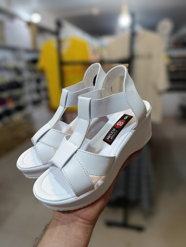 صندل زنانه سفید