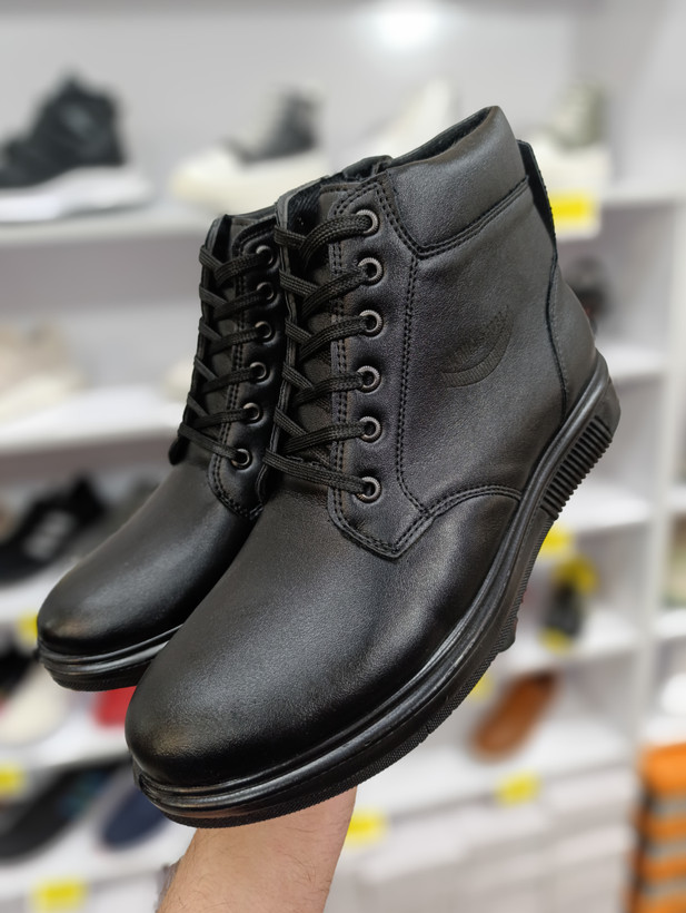 بوت چرم مردانه